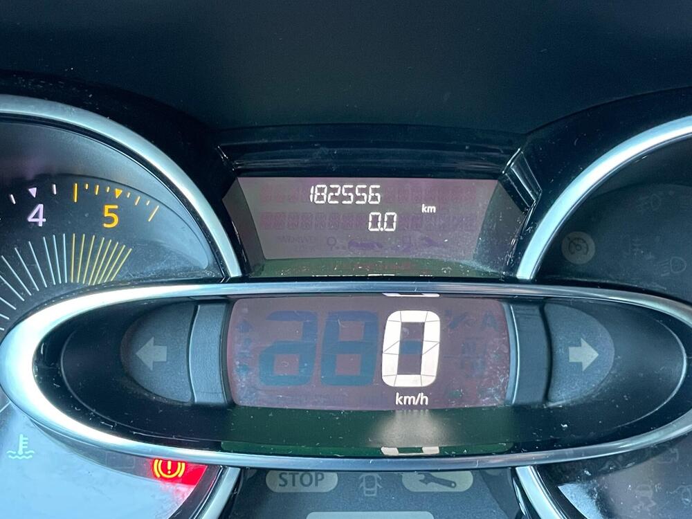 Renault Clio Sporter usata a Varese (9)