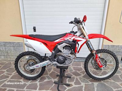 Honda CRF 250 R (2018) usata