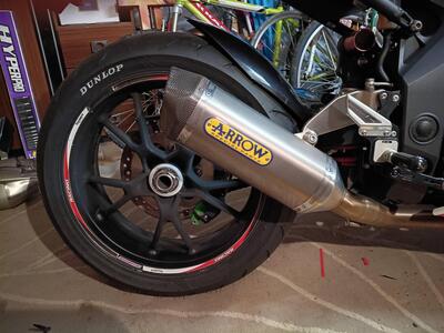 Scarico Arrow basso per Triumph Speed Triple 2011