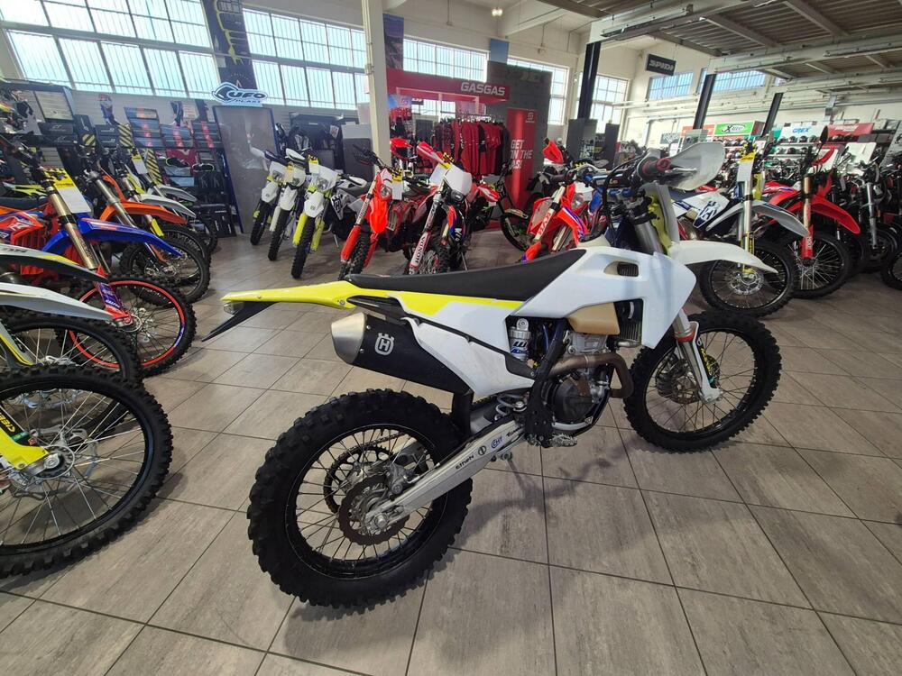 Husqvarna FE 350 (2023) (2)