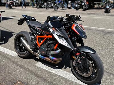 KTM 1290 Super Duke R (2020) usata