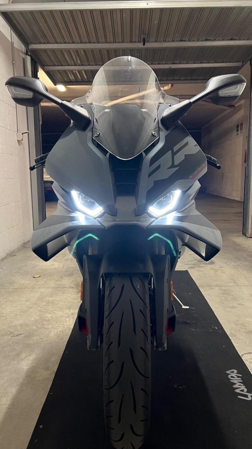 Bmw S 1000 RR (2025) (2)