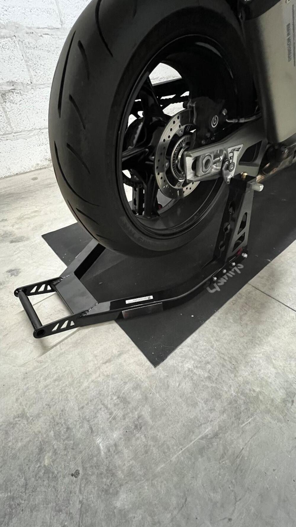 Bmw S 1000 RR (2025) (15)