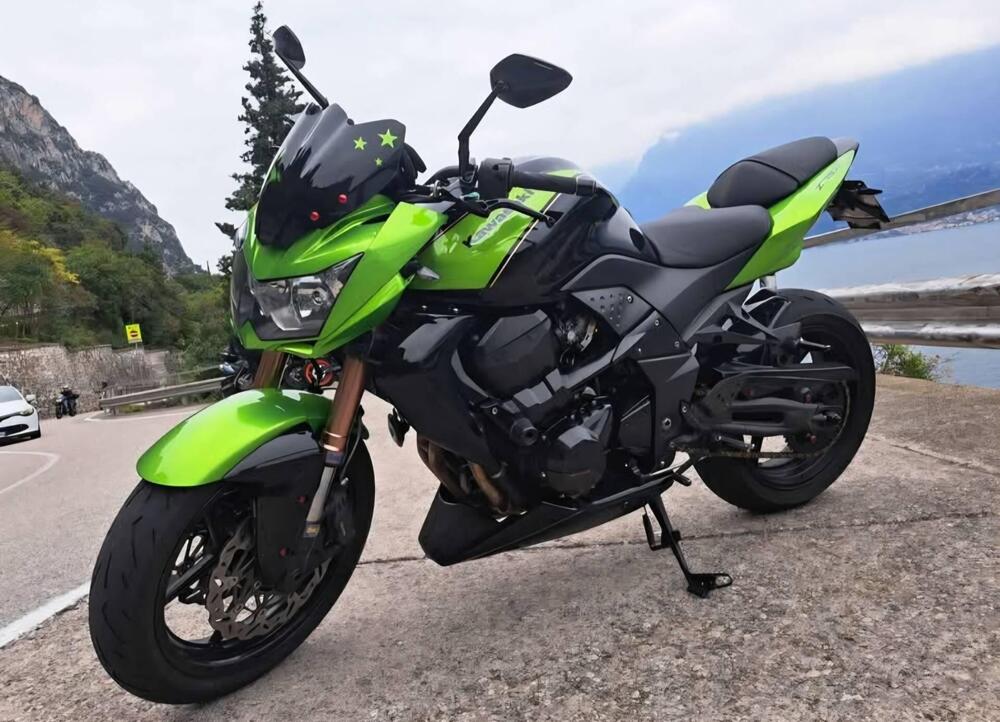 Kawasaki Z 750 R (2011 - 14) (2)