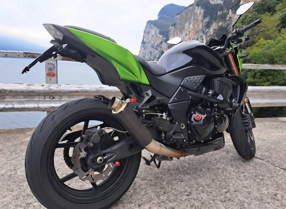 Kawasaki Z 750 R (2011 - 14) (5)