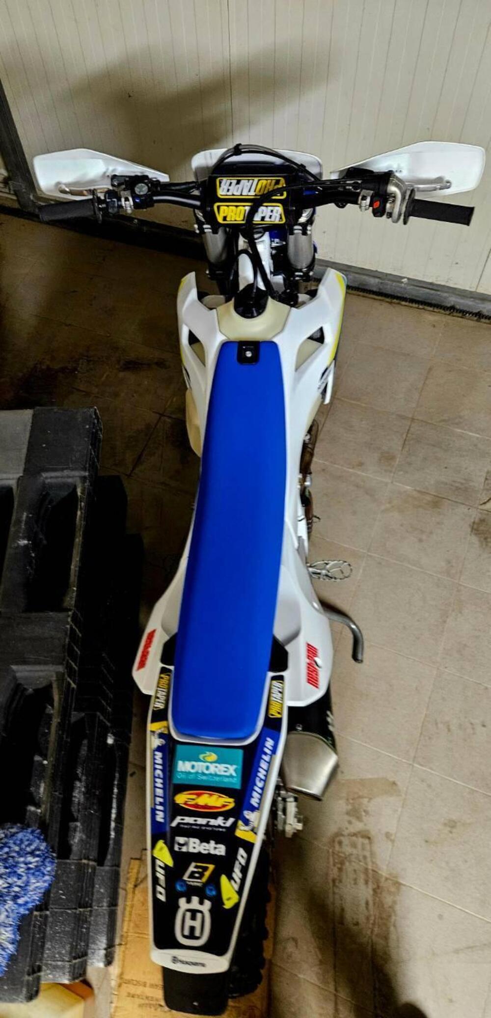 Husqvarna FE 350 (2025) (2)