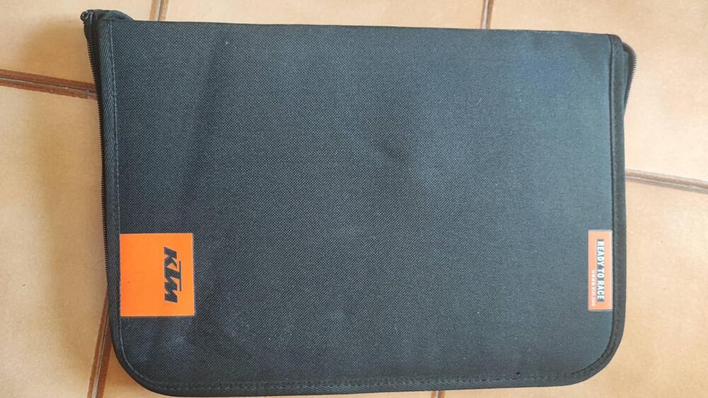 KTM 250 SX-F (2018) (3)