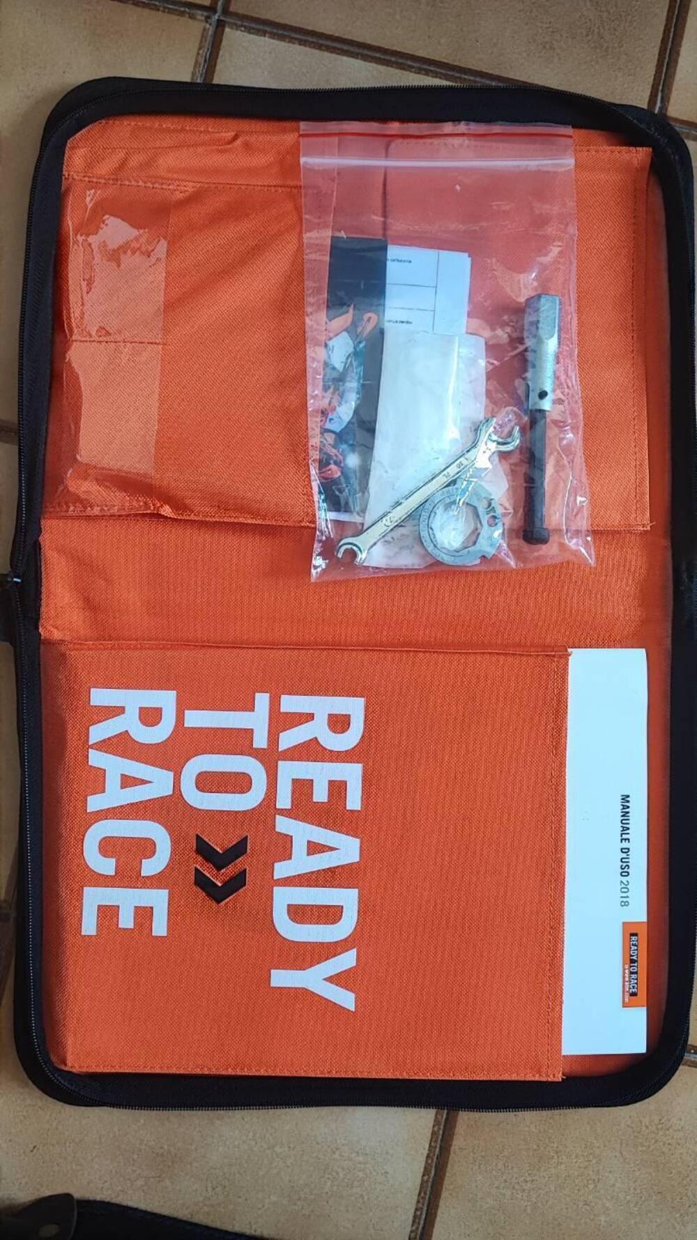 KTM 250 SX-F (2018) (4)