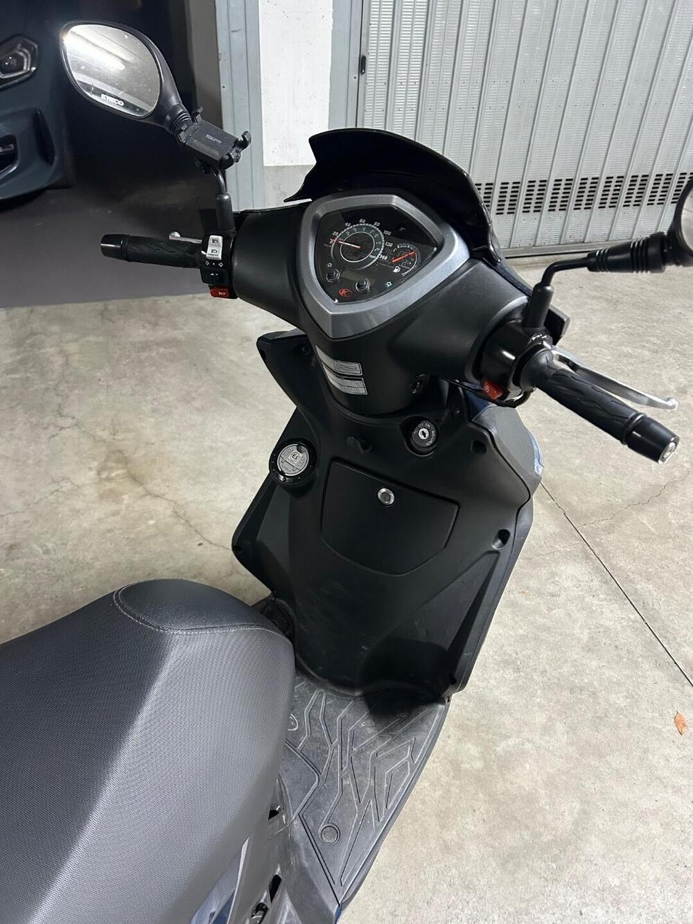 Kymco Agility 125 R16 + (2021 - 25) (4)