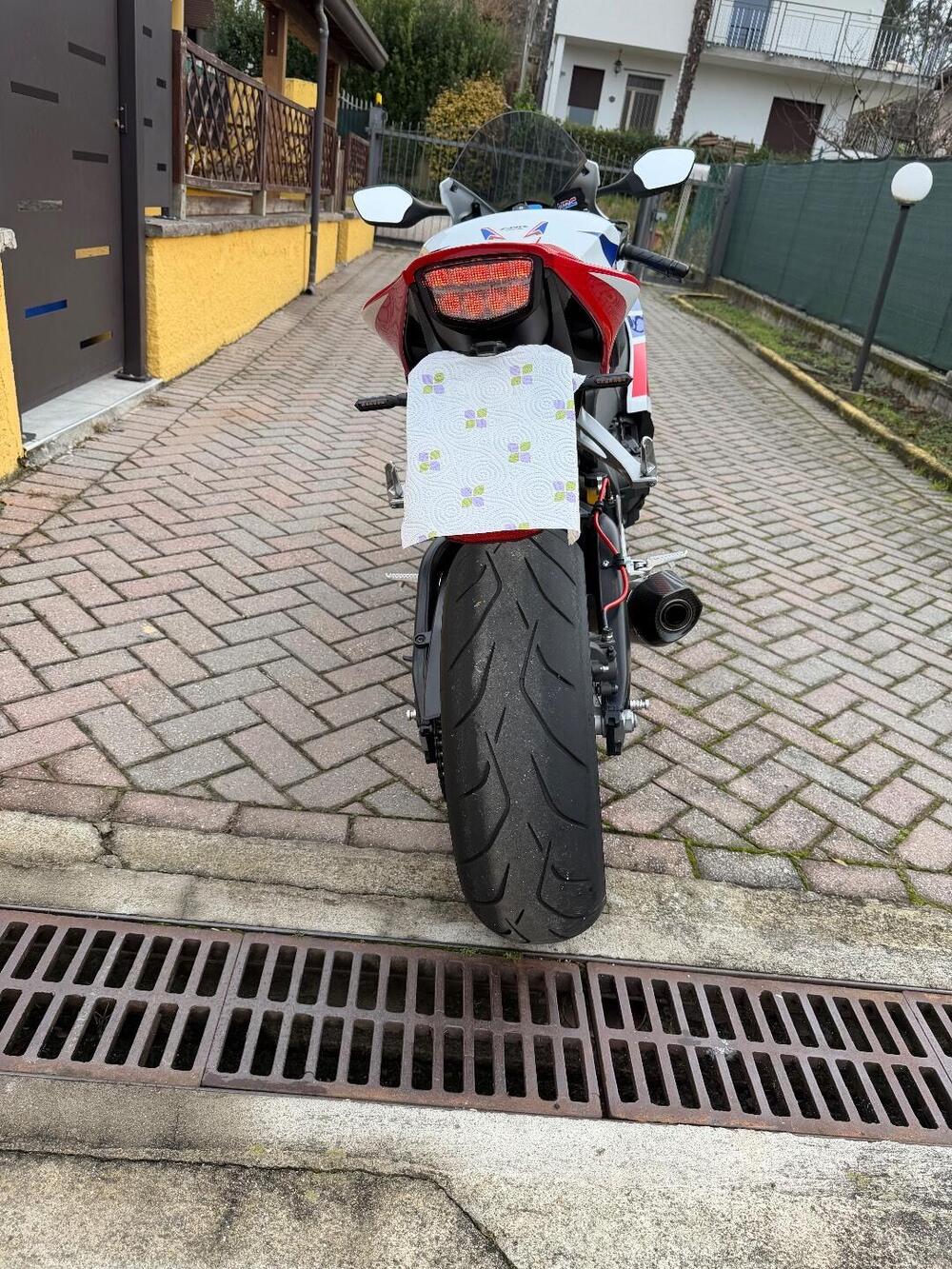 Honda CBR 1000 RR Fireblade (2012 - 16) (5)