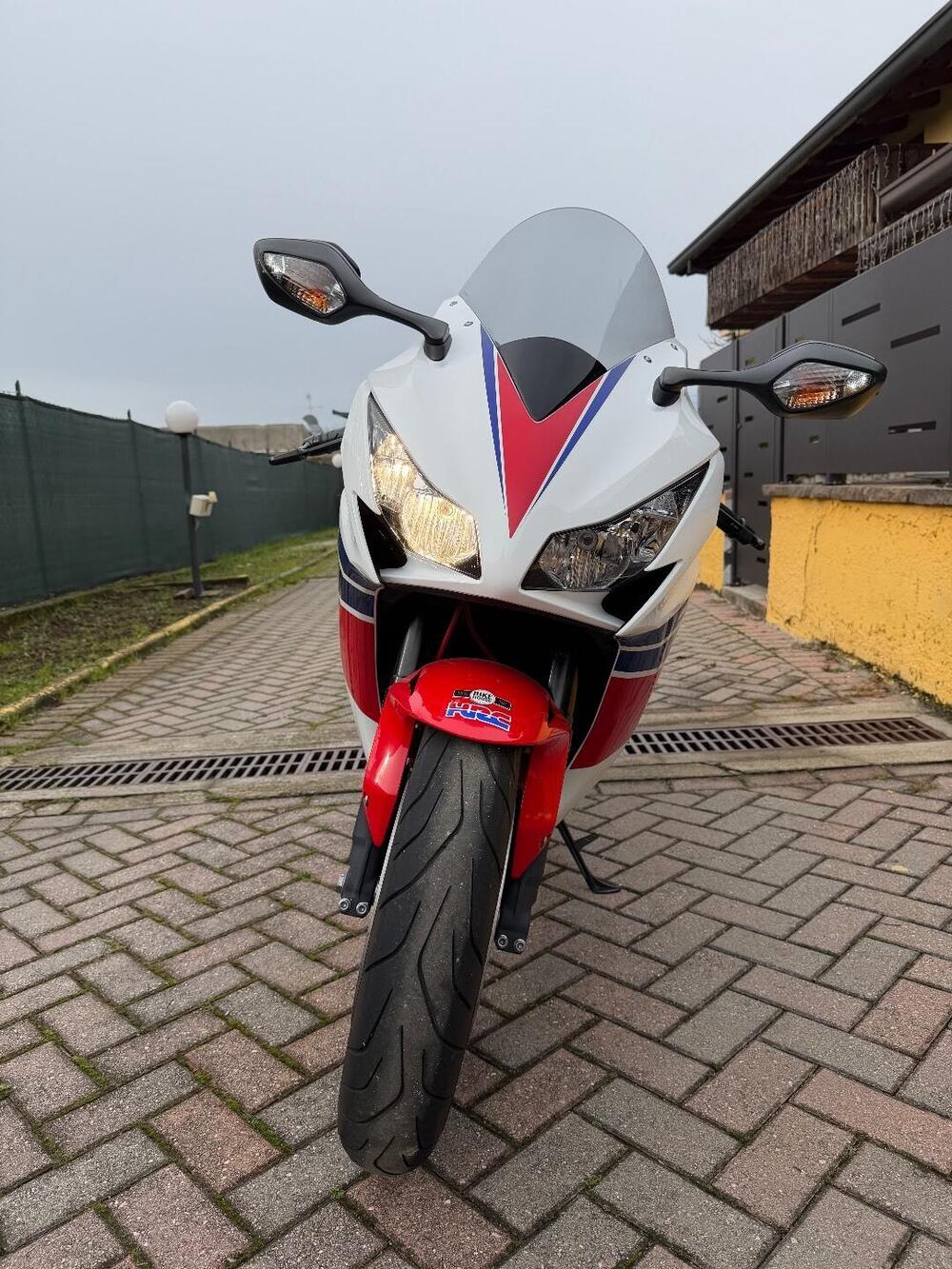 Honda CBR 1000 RR Fireblade (2012 - 16) (6)