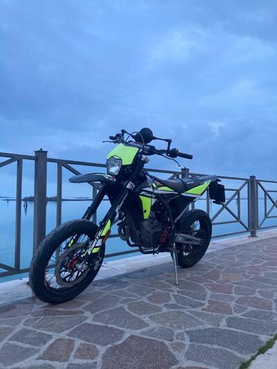 Fantic Motor XMF 125 Motard Performance 4t (2021 - 22) usata