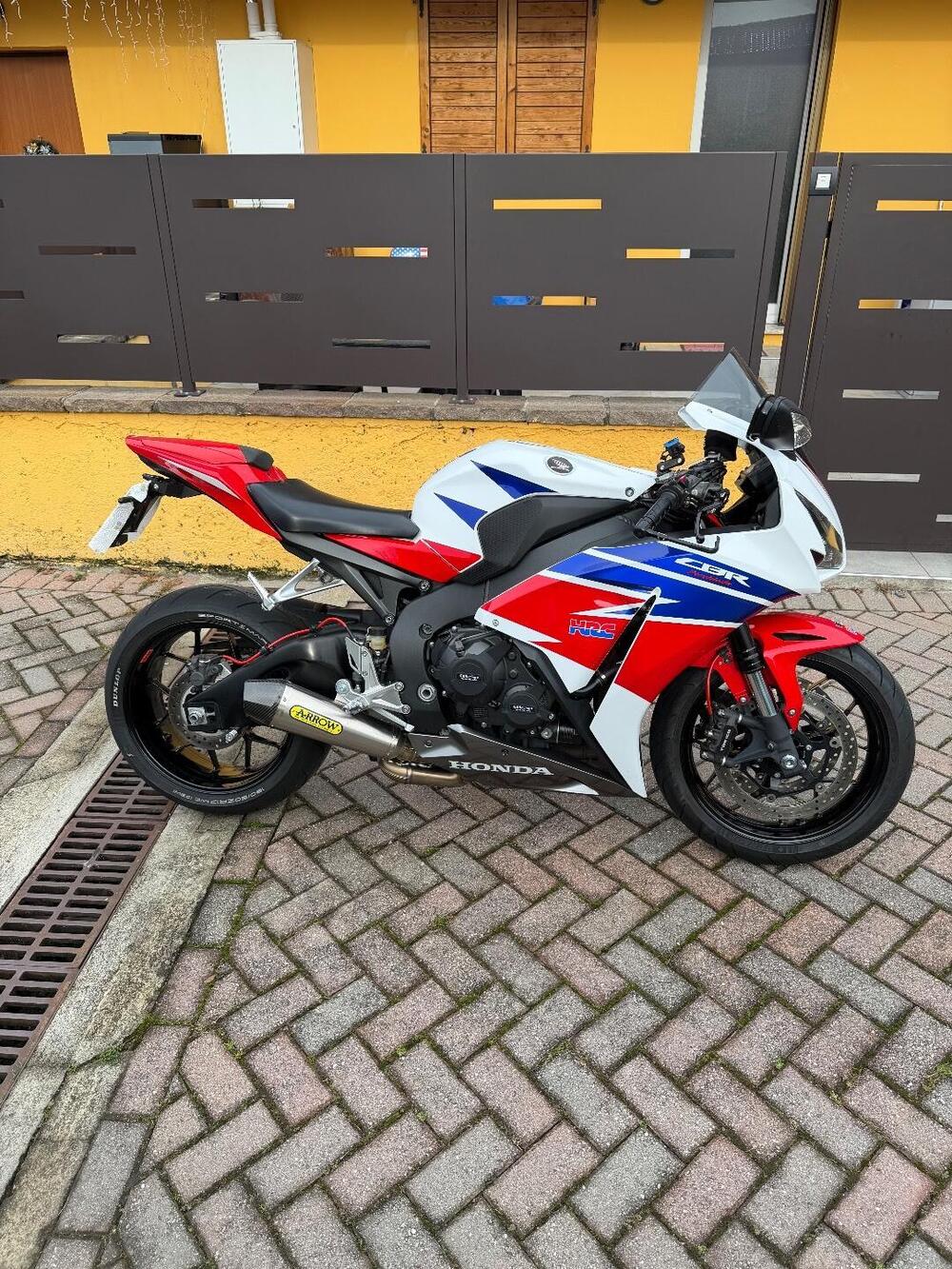Honda CBR 1000 RR Fireblade (2012 - 16) (12)