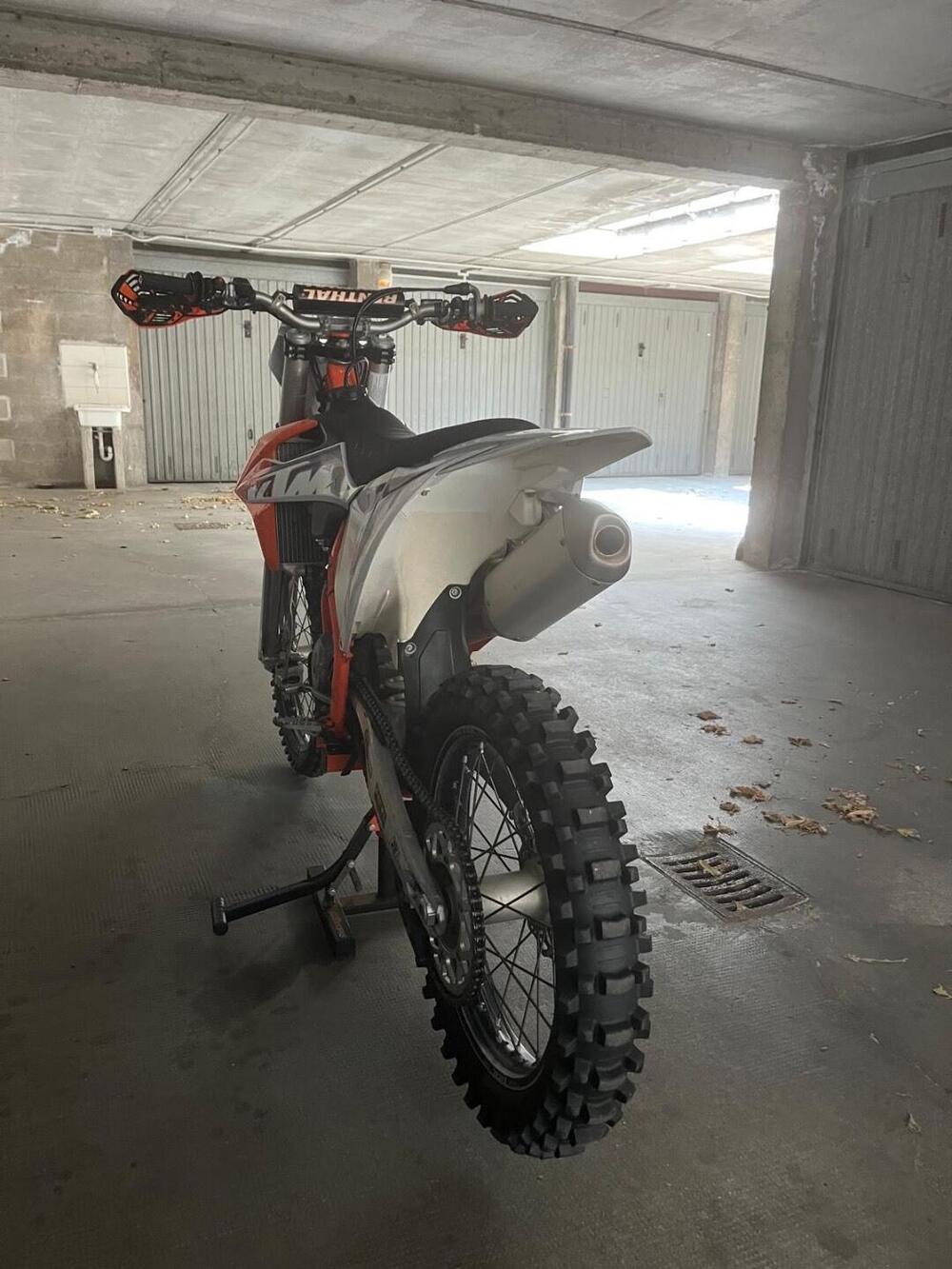KTM 250 SX-F (2022) (6)