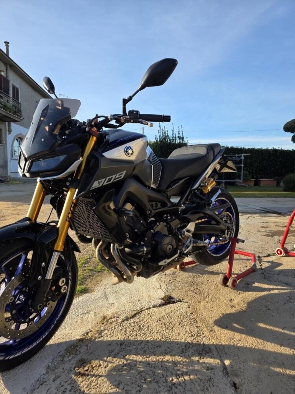 Yamaha MT-09 SP (2018 - 20) (4)