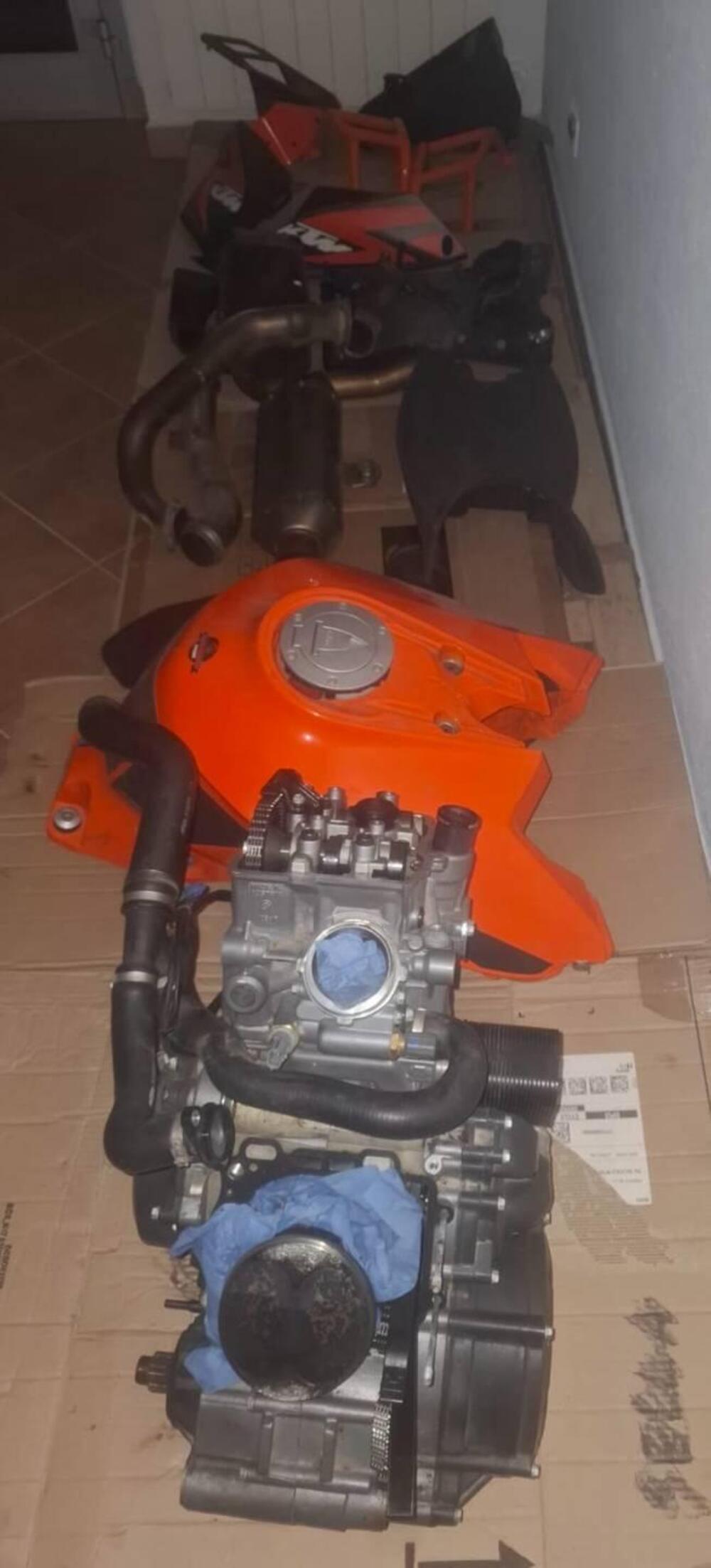 KTM 1290 Super Duke R ABS (2014 - 16) (3)