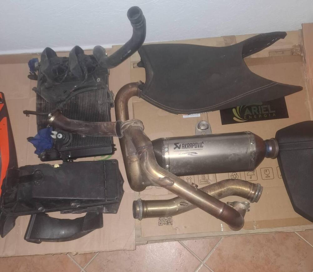 KTM 1290 Super Duke R ABS (2014 - 16) (5)