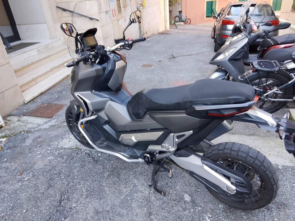 Honda X-ADV 750 (2017) (2)