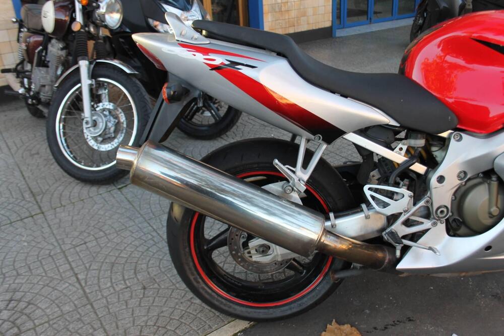 Honda CBR 600 F (2001 - 06) (4)