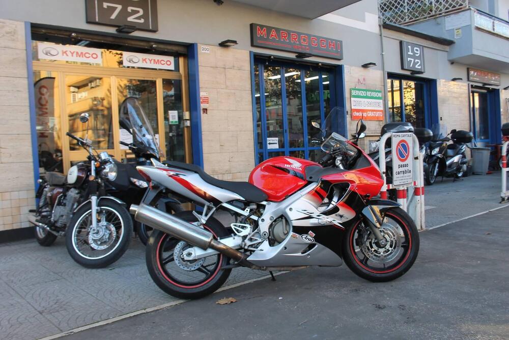 Honda CBR 600 F (2001 - 06) (5)