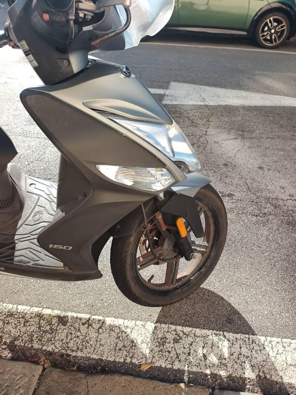 Kymco Agility 150i R16 + ABS (2017 - 20) (3)