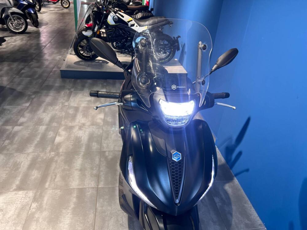 Piaggio Beverly 400 S ABS-ASR (2021 - 24) (4)