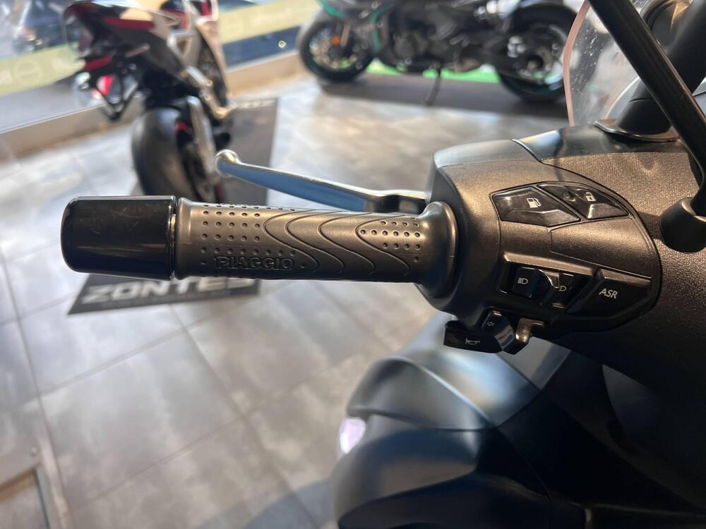 Piaggio Beverly 400 S ABS-ASR (2021 - 24) (11)