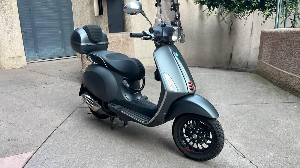 Vespa Sprint 150 3V Sport ie ABS (2016 - 18) (4)