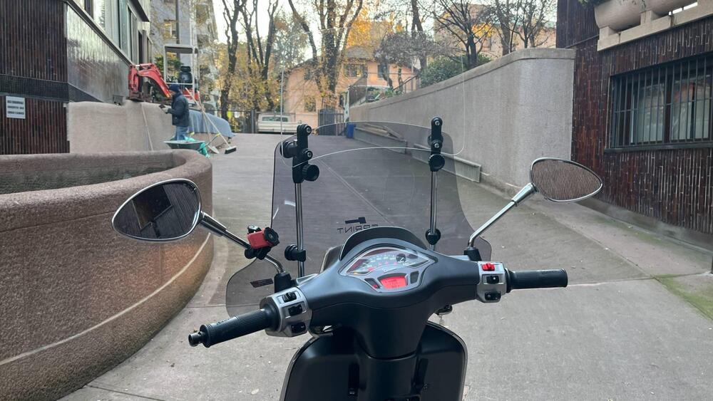 Vespa Sprint 150 3V Sport ie ABS (2016 - 18) (5)