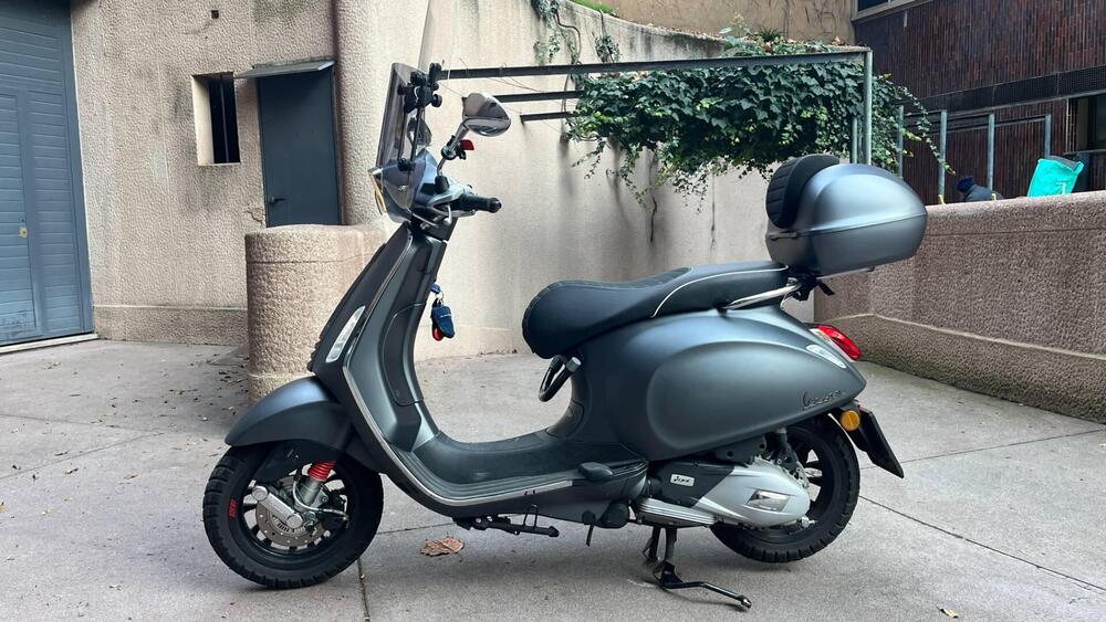 Vespa Sprint 150 3V Sport ie ABS (2016 - 18) (2)