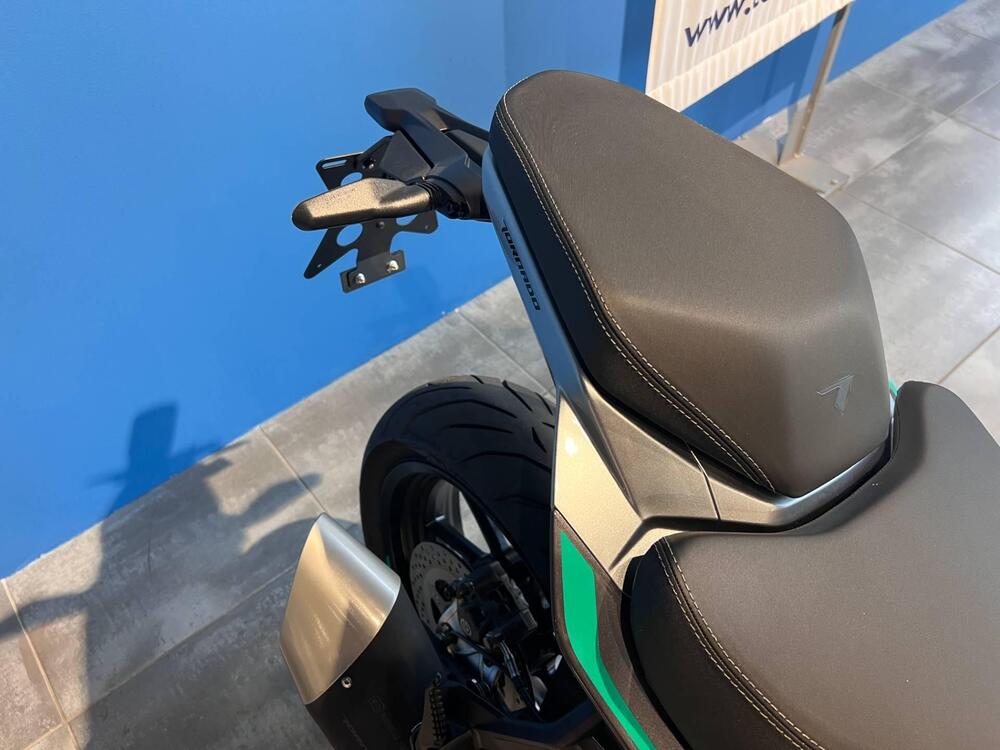 Benelli Tornado 550 (2025 - 26) (13)