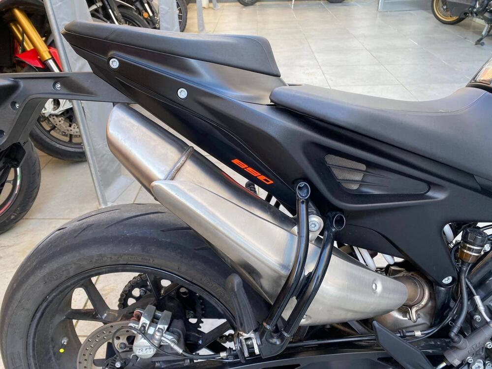 KTM 890 Duke (2021 - 23) (9)