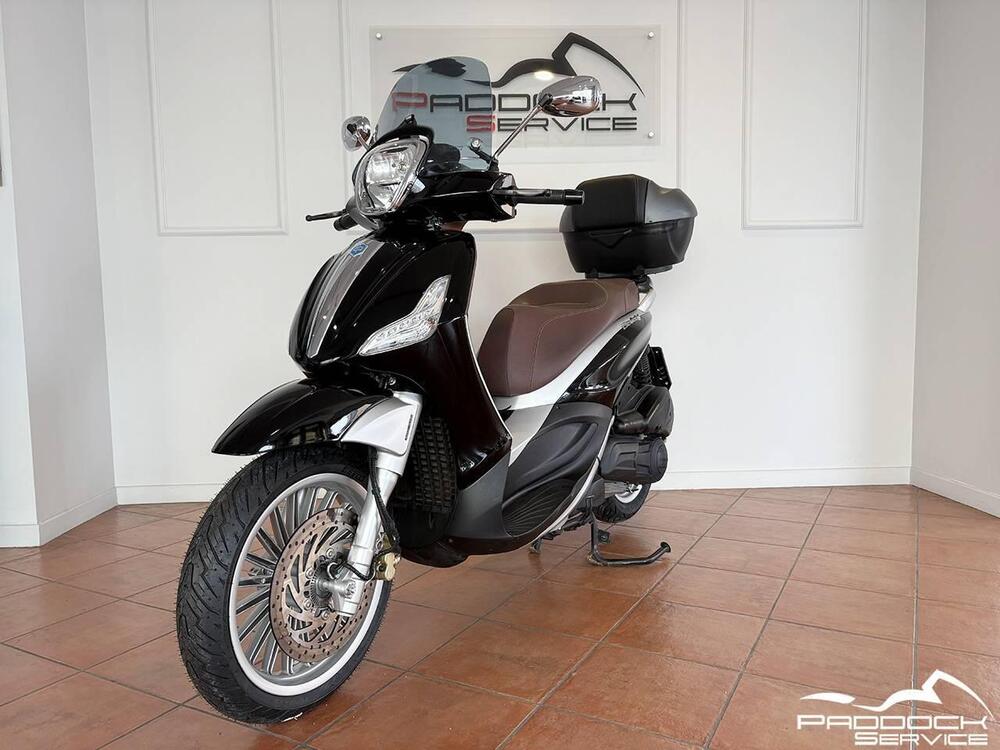 Piaggio Beverly 300 i.e. ABS-ASR (2016 - 20) (3)