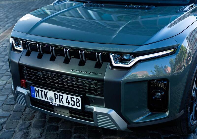 Kg Mobility Torres (16)