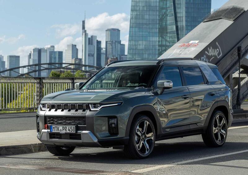 Kg Mobility Torres (2)