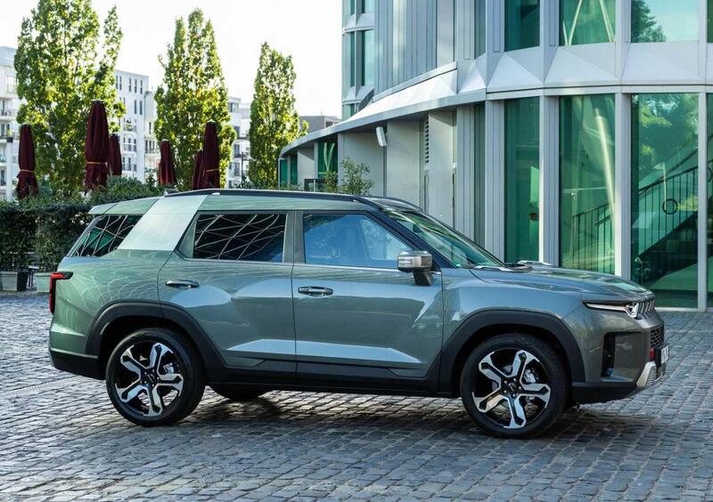 Kg Mobility Torres (3)