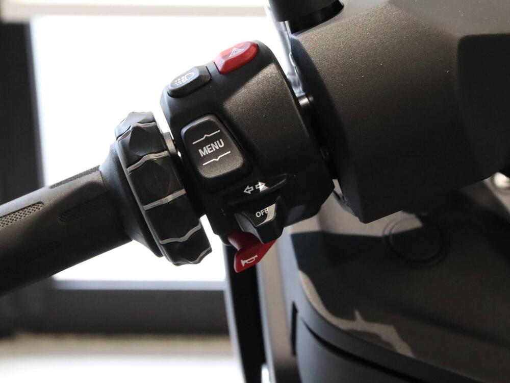 Bmw C 400 X (2025) (8)