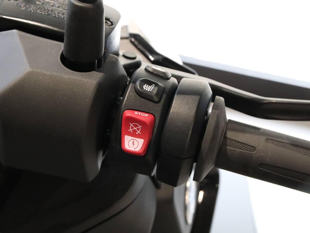 Bmw C 400 X (2025) (9)