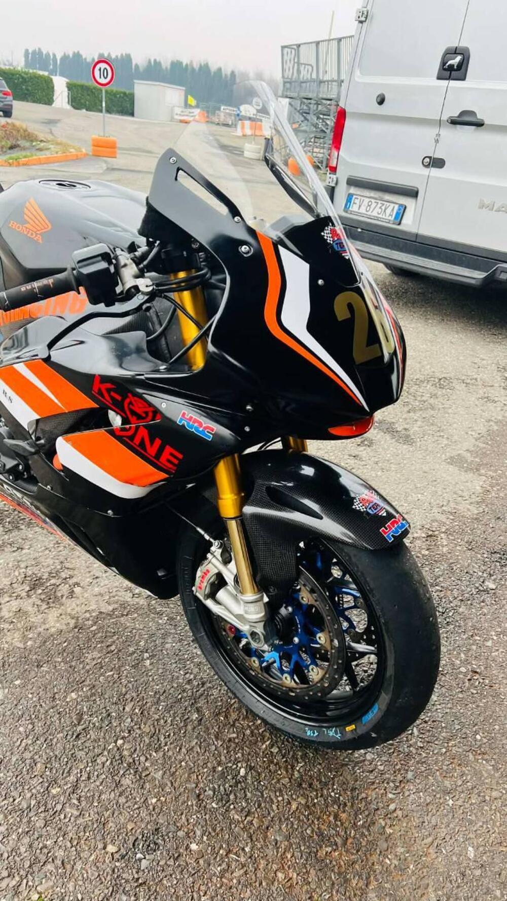 Honda CBR 1000 RR-R Fireblade SP (2020 - 21) (2)