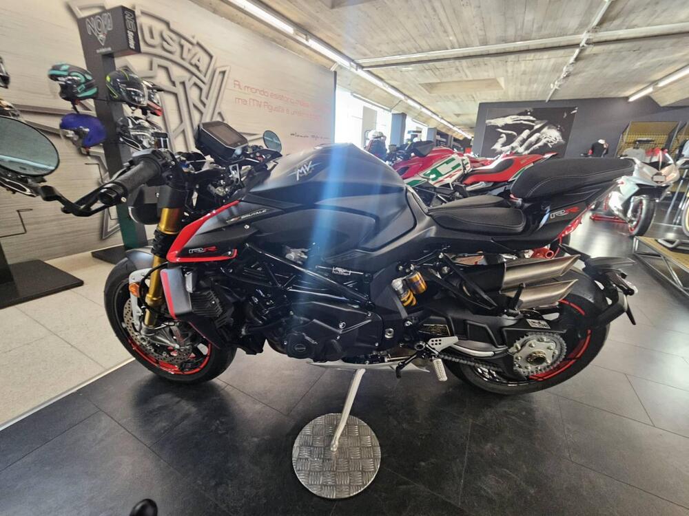 MV Agusta Brutale 1000 RR (2021 - 25) (2)