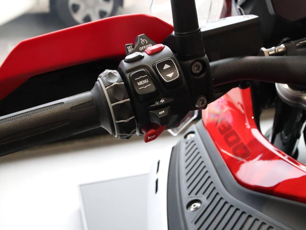 Bmw R 1300 GS Adventure (2025) (8)