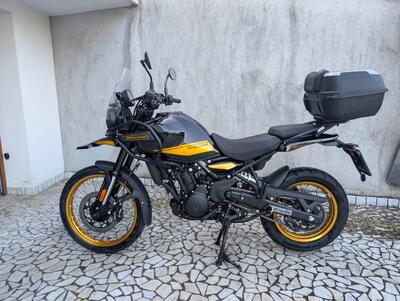 Royal Enfield Himalayan 450 (2024 - 25) usata