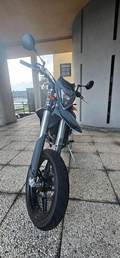 Betamotor RR 125 4T Motard T - X Special Edition (2025) usata