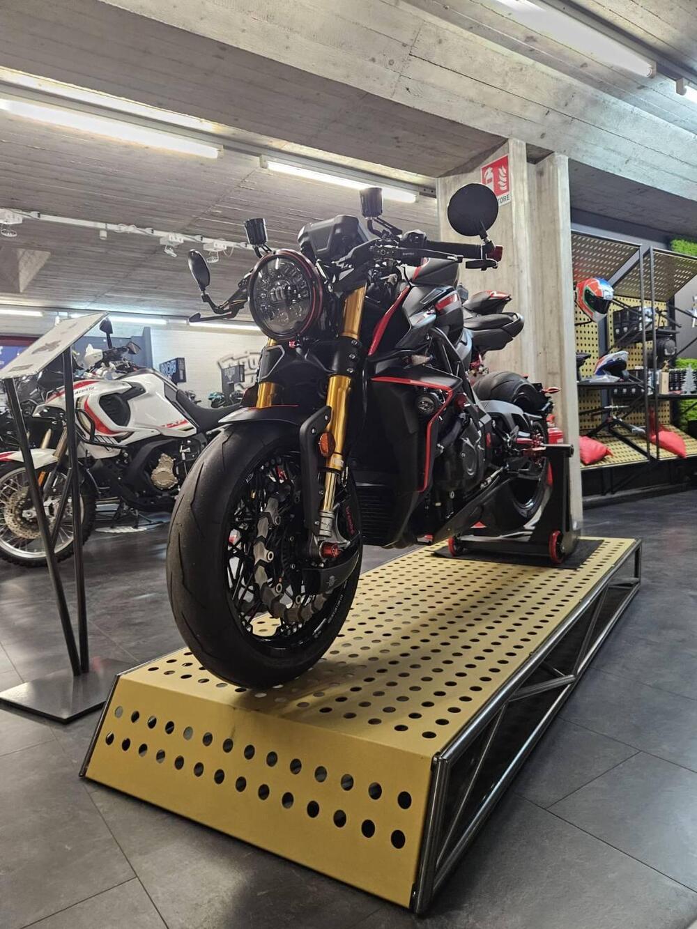 MV Agusta Rush 1000 (2020) (4)