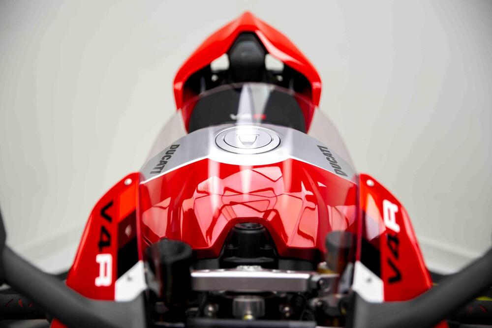 Ducati Panigale V4 R (2023 - 24) (19)