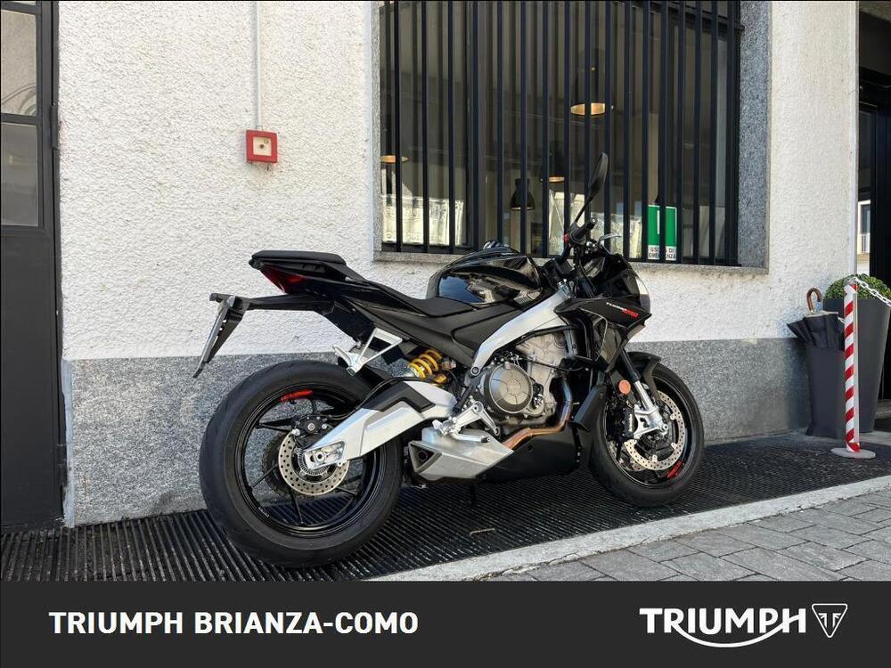Aprilia Tuono 660 Factory (2022 - 24) (3)