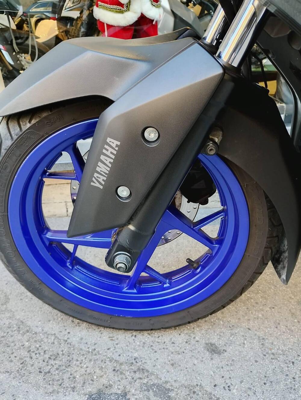 Yamaha X-Max 300 (2021 - 24) (9)