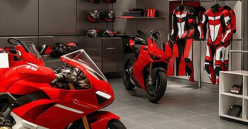 Natale 2025, idee regalo per motociclisti, 11 dicembre: Gift Card Ducati