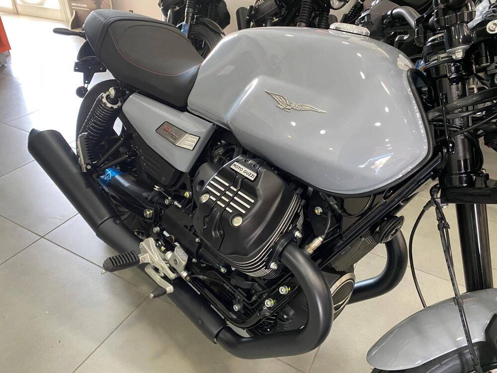 Moto Guzzi V7 Sport (2025 - 26) (10)