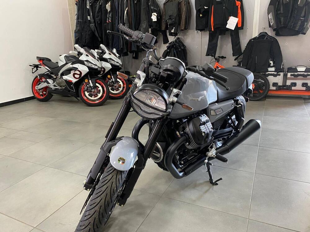 Moto Guzzi V7 Sport (2025)
